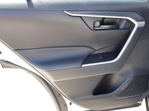 Used 2025 Toyota RAV4 LE FWD image 15