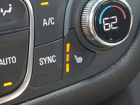 Certified 2024 Chevrolet Equinox RS FWD image 25