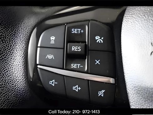 Used 2021 Ford Escape SEL FWD image 17