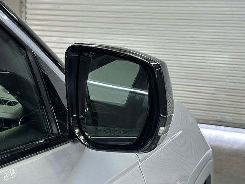 Used 2023 Jeep Grand Cherokee Summit AWD/4WD image 12