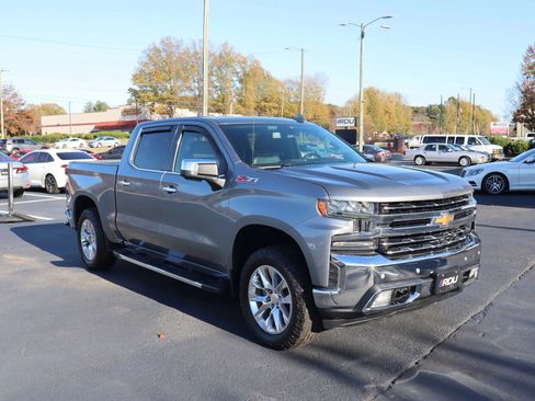 Used 2019 Chevrolet Silverado 1500 LTZ w/ LTZ Plus Package image 14