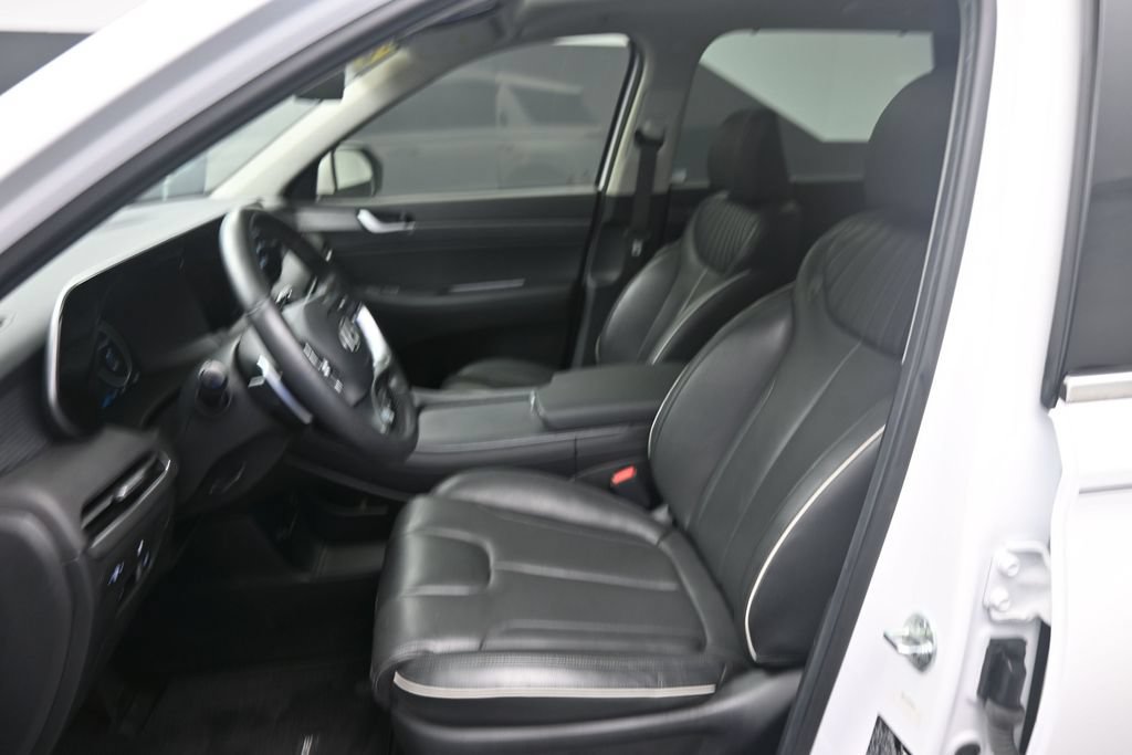 Used 2024 Hyundai Palisade Limited FWD image 18
