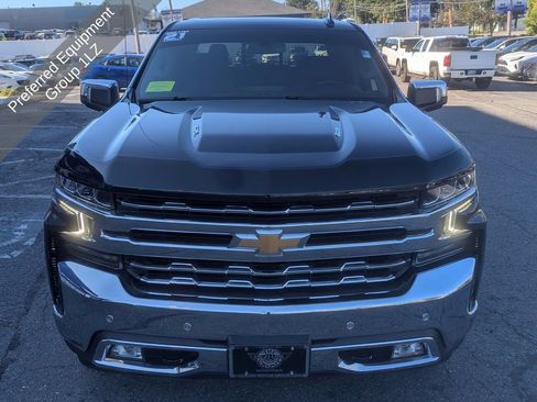 Used 2021 Chevrolet Silverado 1500 LTZ w/ Z71 Off-Road Package AWD/4WD image 3