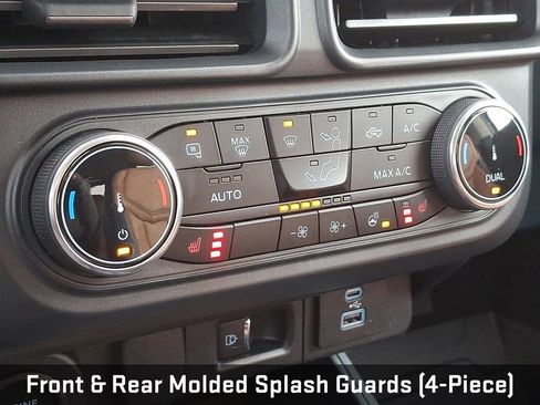 Used 2024 Ford Maverick Lariat image 17