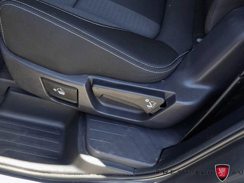 Used 2023 Subaru Ascent Premium w/ Convenience Package AWD/4WD image 36