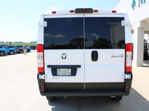 Used 2023 RAM ProMaster 2500 image 8