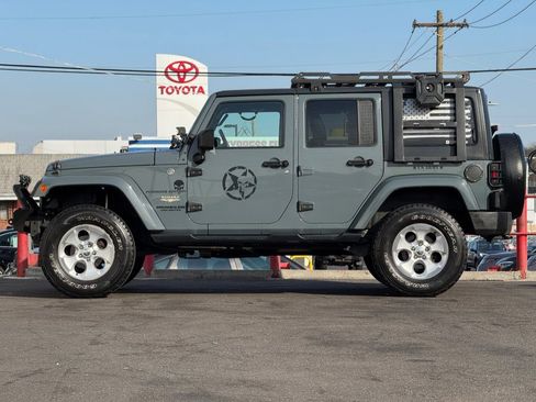 Used 2014 Jeep Wrangler Unlimited Sahara w/ Dual Top Group image 8