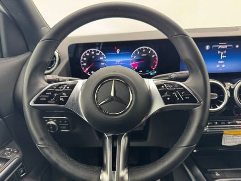 Used 2026 Mercedes-Benz GLA 250 image 25