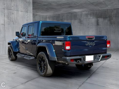 Used 2025 Jeep Gladiator Sport AWD/4WD image 4