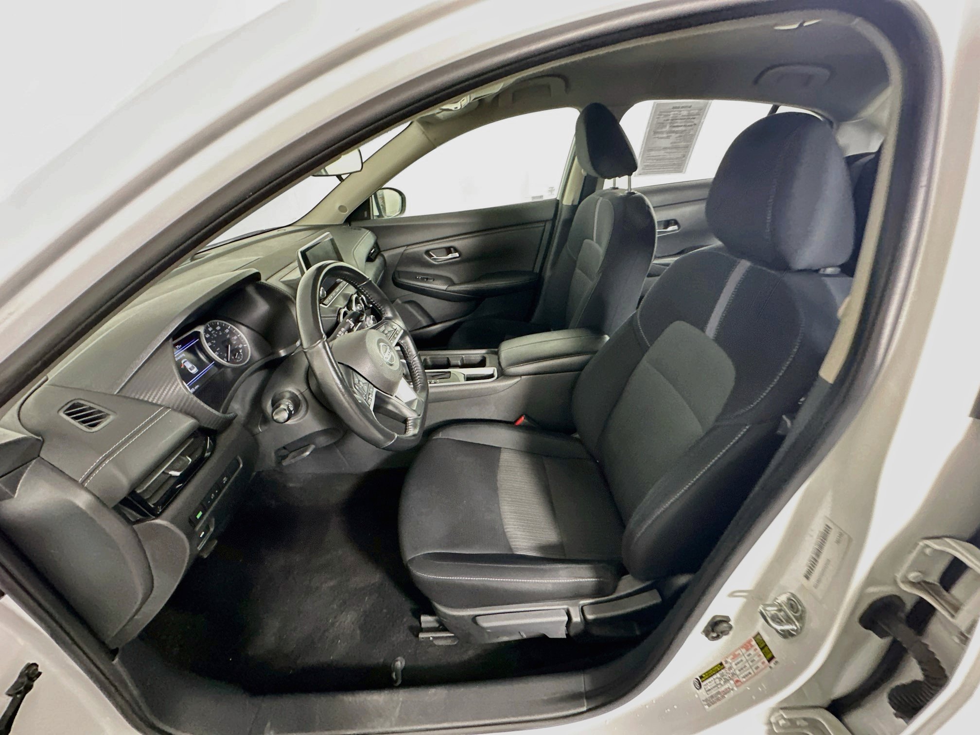 Used 2023 Nissan Sentra SV w/ Trunk Package FWD image 13