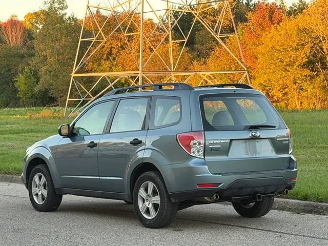 Used 2012 Subaru Forester 2.5X w/ Alloy Wheel Pkg AWD/4WD image 10