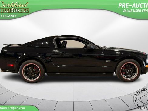 Used 2007 Ford Mustang GT Premium image 4
