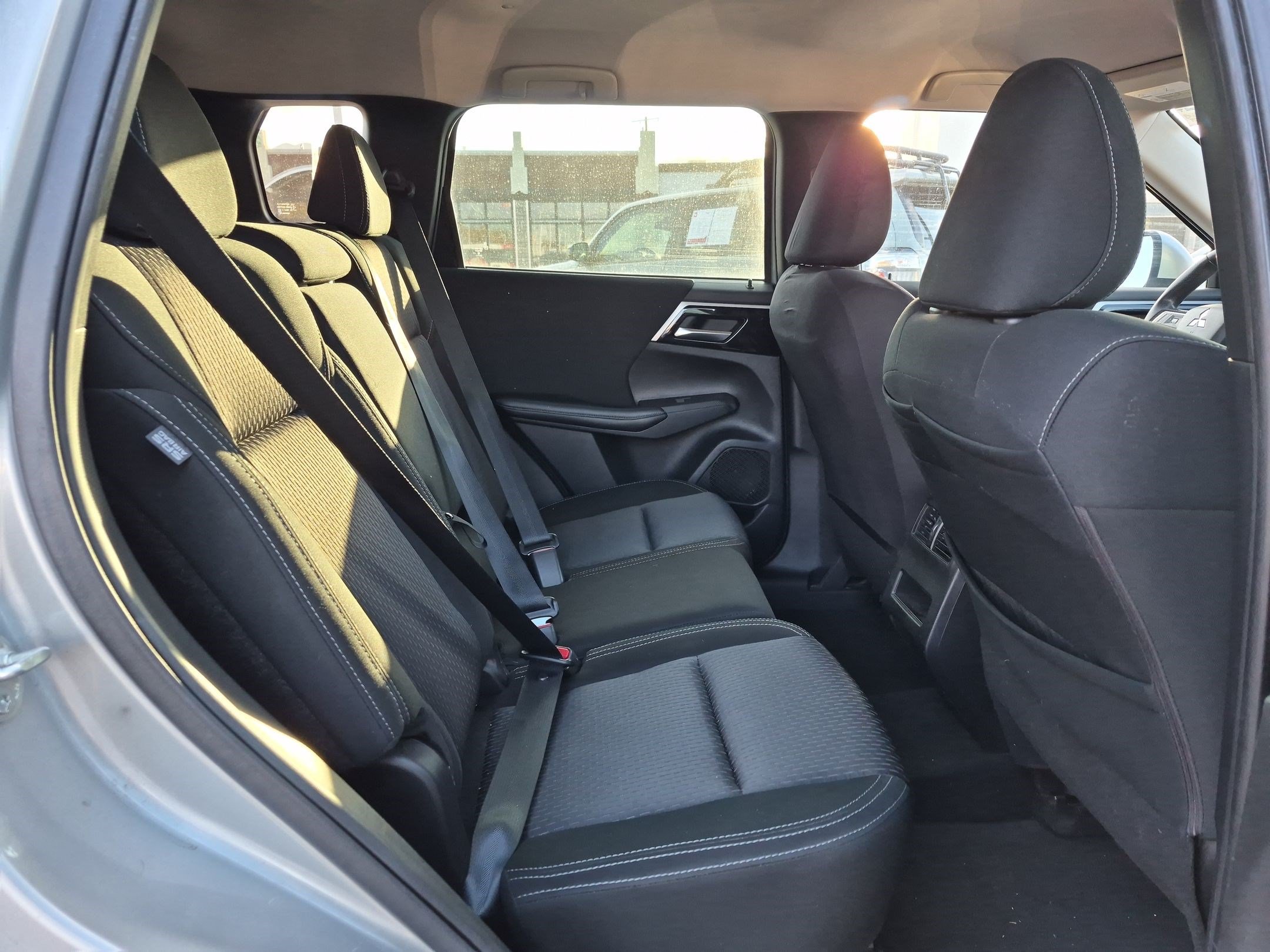Used 2022 Mitsubishi Outlander ES AWD/4WD image 30