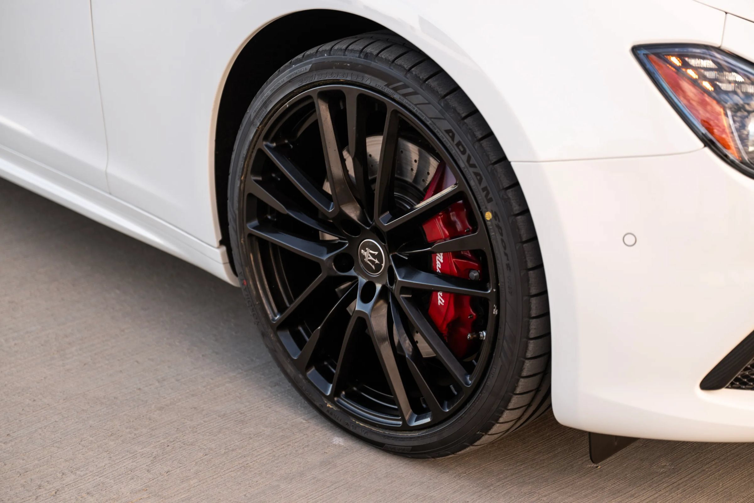 Used 2021 Maserati Ghibli Trofeo RWD image 69