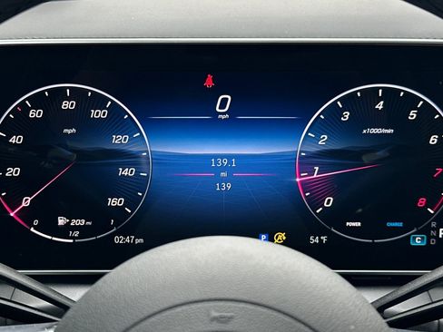 New 2025 Mercedes-Benz GLC 300 4MATIC image 31