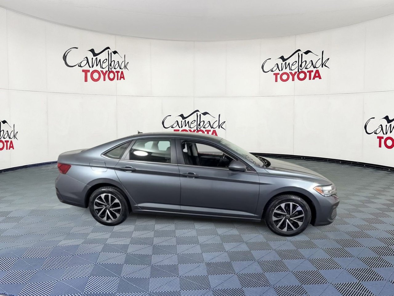 Used 2024 Volkswagen Jetta S FWD image 4