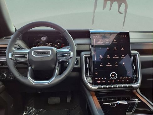 Certified 2026 GMC Yukon XL Denali w/ Sun & Power Step Package AWD/4WD image 15