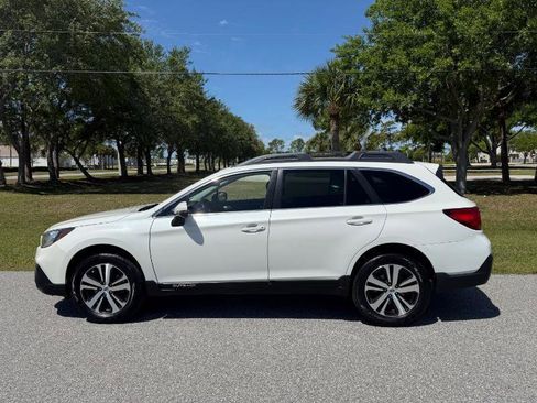 Used 2019 Subaru Outback 2.5i Limited image 3