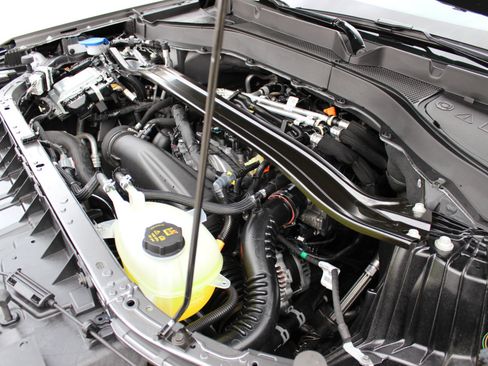 Used 2025 Ford Explorer Platinum w/ LUX Leather Package image 12