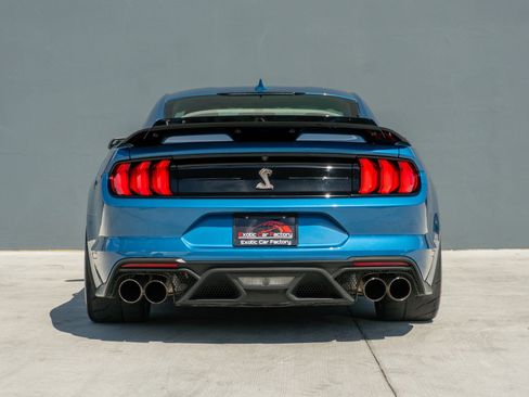 Used 2021 Ford Mustang Shelby GT500 w/ Technology Package RWD image 8