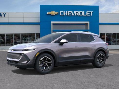 New 2026 Chevrolet Equinox EV LT image 33