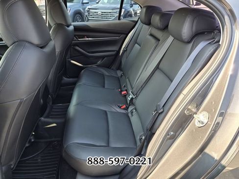 Used 2025 MAZDA MAZDA3 s FWD image 11