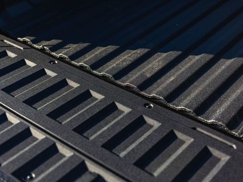 New 2026 Chevrolet Colorado ZR2 w/ Off-Road Front Bumper Package image 11