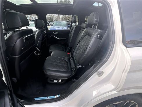 Used 2026 BMW X7 xDrive40i w/ M Sport Package image 20