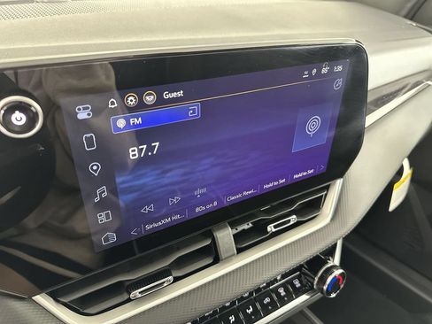 New 2026 Chevrolet Equinox LT w/ Convenience Package II FWD image 13