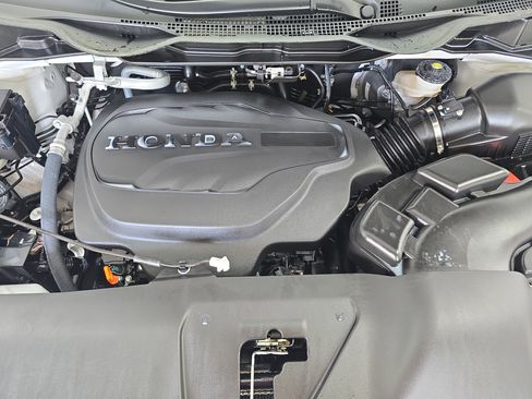 Certified 2024 Honda Odyssey EX-L image 32
