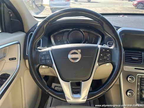 Used 2015 Volvo XC60 T6 image 16