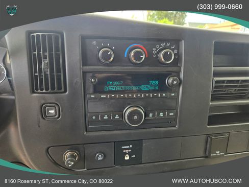 Used 2015 Chevrolet Express 3500 image 12