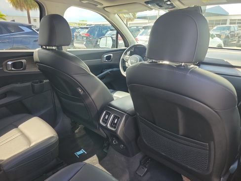 Used 2023 Kia Sorento X-Line EX AWD/4WD image 8