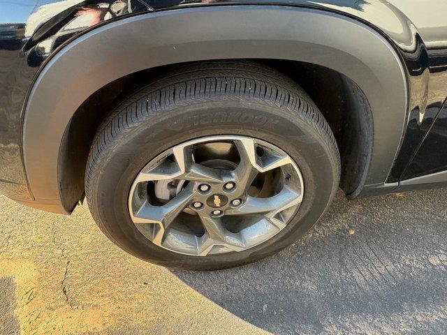 Used 2024 Chevrolet Trax LT FWD image 6