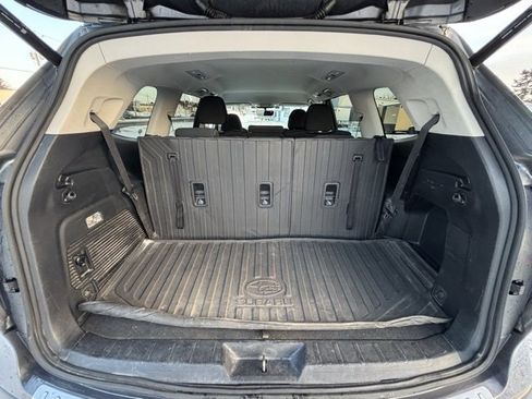 Used 2022 Subaru Ascent Premium w/ Convenience Package image 20