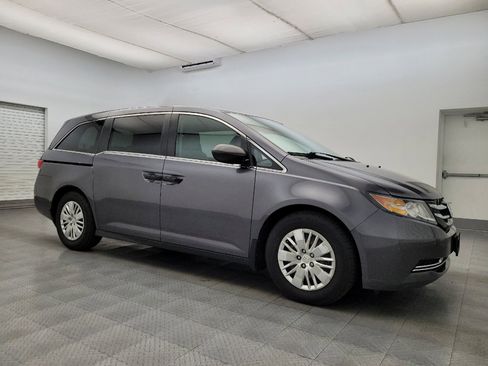 Used 2016 Honda Odyssey LX image 11