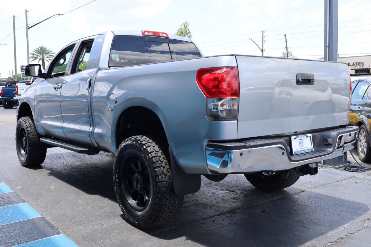 Used 2008 Toyota Tundra Limited w/ Memory Pkg AWD/4WD image 3