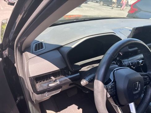 Used 2023 Honda CR-V EX-L image 18