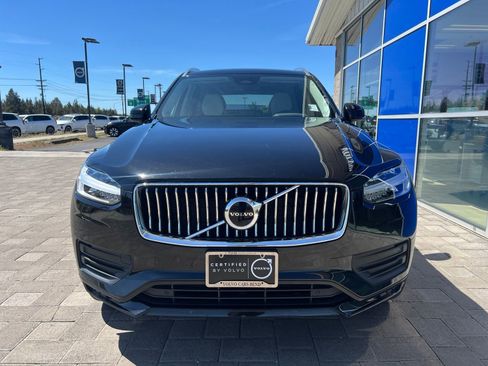 Used 2023 Volvo XC90 B5 Core w/ Protection Package Premier AWD/4WD image 4