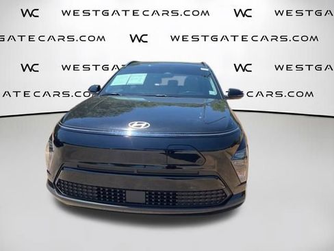 Used 2024 Hyundai Kona SEL FWD image 2