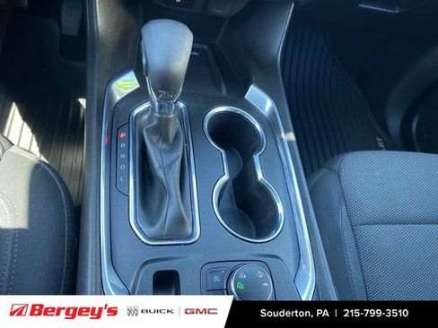 Used 2023 Chevrolet Traverse LT AWD/4WD image 19