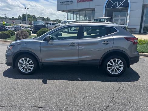 Used 2022 Nissan Rogue Sport SV FWD image 23