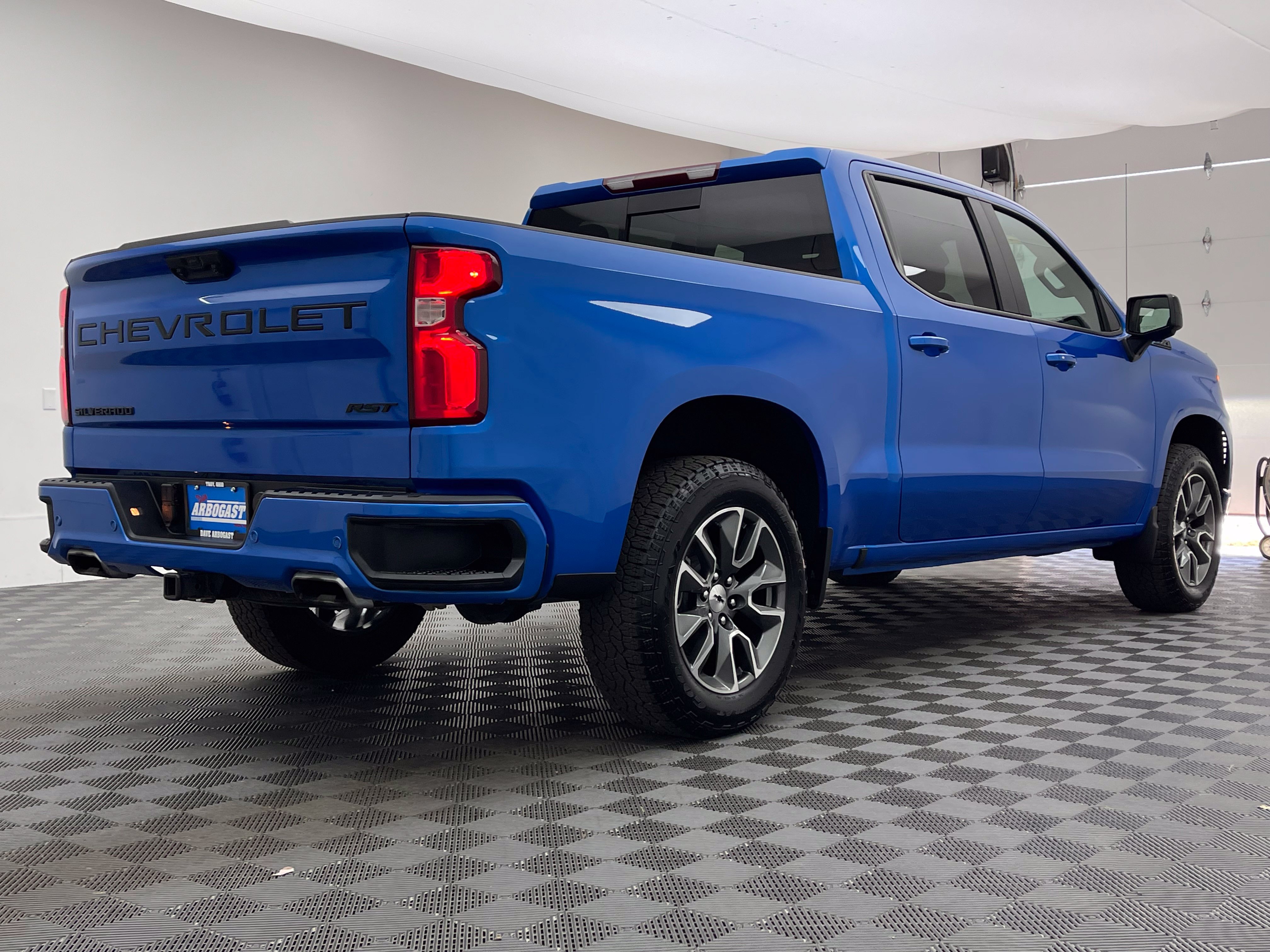 Used 2025 Chevrolet Silverado 1500 RST AWD/4WD image 7