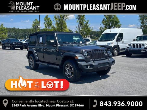 Used 2022 Jeep Wrangler Unlimited Sport AWD/4WD image 1