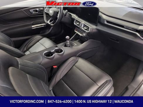 Used 2025 Ford Mustang GT Premium image 17