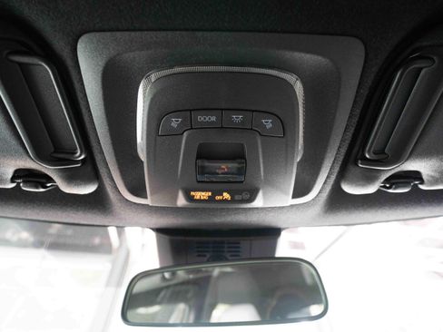 Used 2024 Toyota Corolla SE w/ SE Package FWD image 18