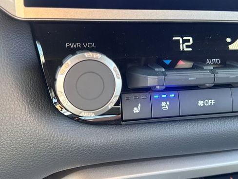 New 2026 Toyota Tundra Limited AWD/4WD image 20