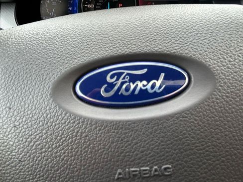 Used 2013 Ford Edge SEL FWD image 21