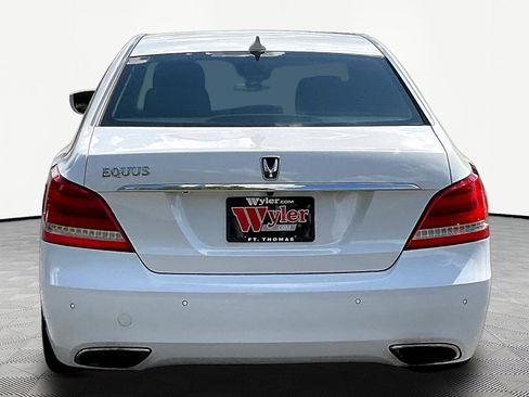 Used 2016 Hyundai Equus Signature RWD image 5