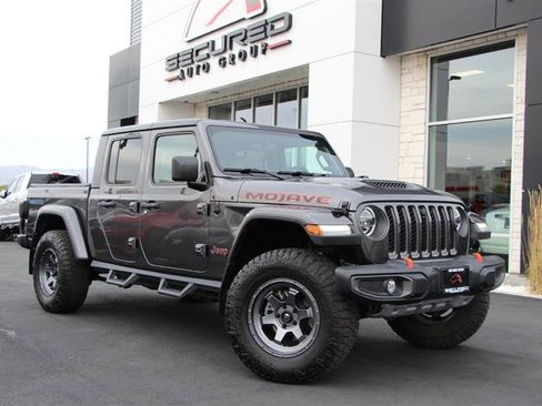 Used 2021 Jeep Gladiator Mojave image 1